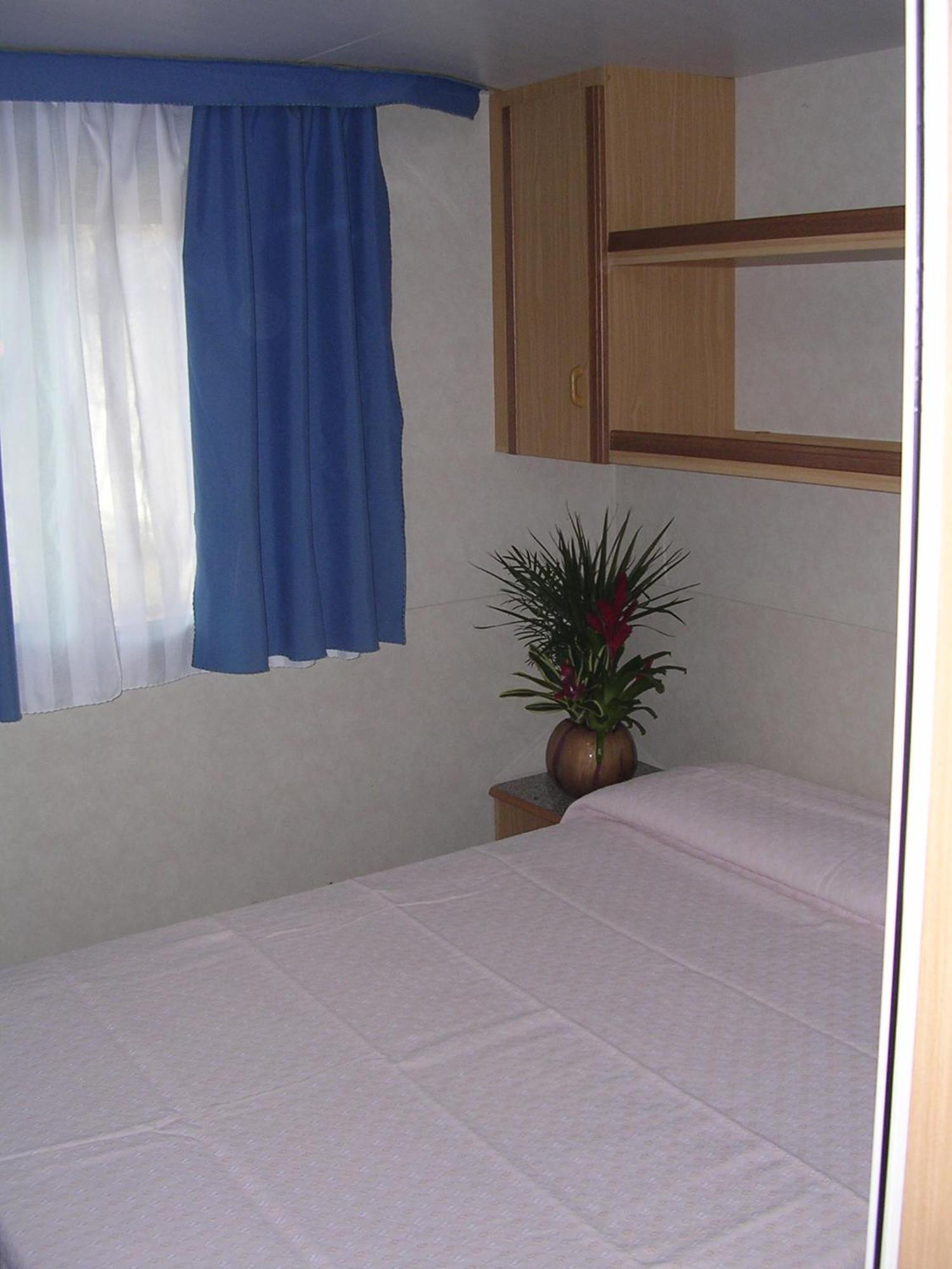 Holiday Center Valdor Кавалино-Трепорти Екстериор снимка