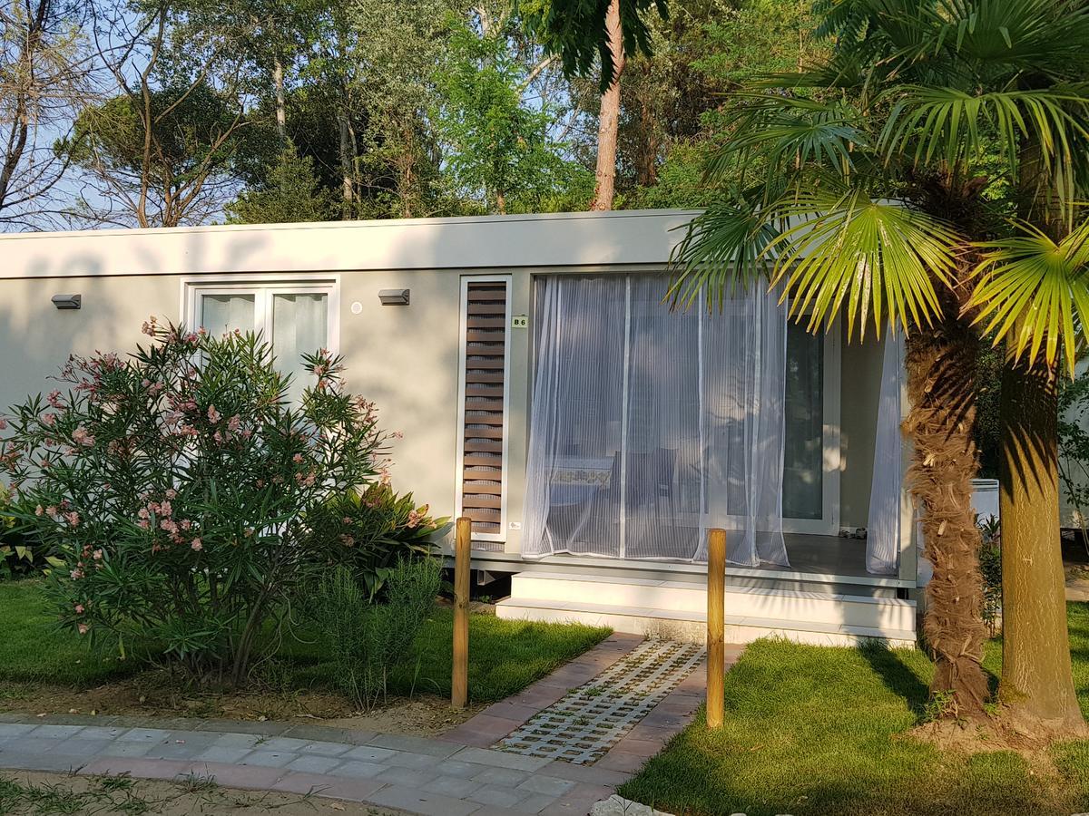 Holiday Center Valdor Кавалино-Трепорти Екстериор снимка