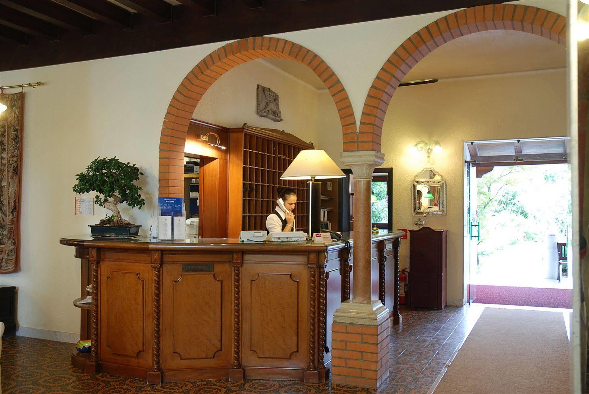 Holiday Center Valdor Кавалино-Трепорти Екстериор снимка