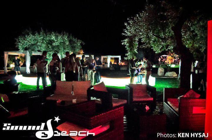 Holiday Center Valdor Кавалино-Трепорти Екстериор снимка